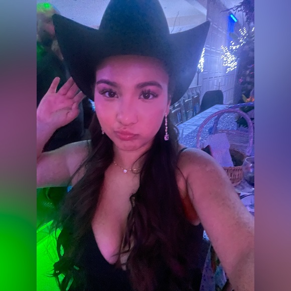 stephanietjones